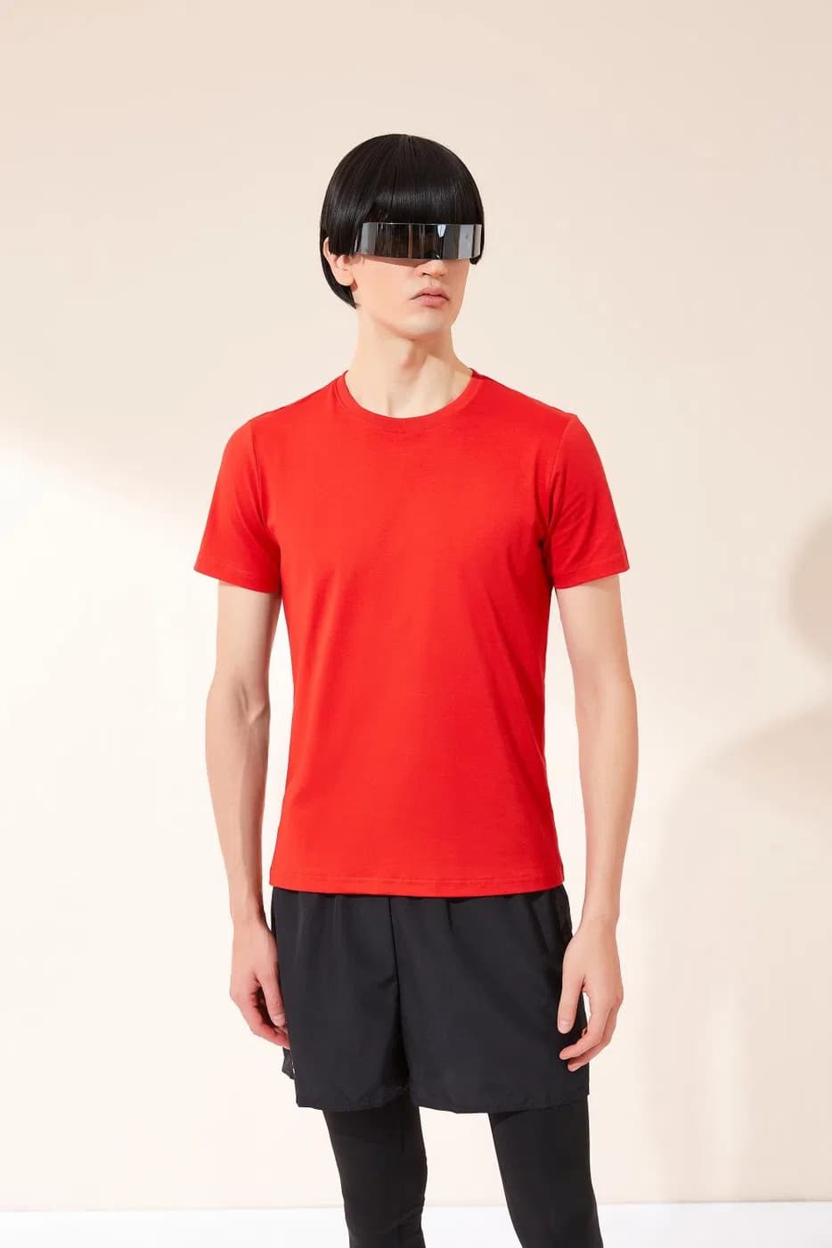 DG-2011 · Short-Sleeve Crew-Neck · Real product view 05