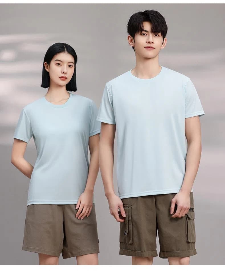 DG-1122 · Short-Sleeve Crew-Neck · Real product view 02