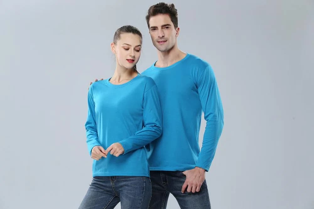 DG-2090 · Long-Sleeve Crew-Neck · Real product view 02