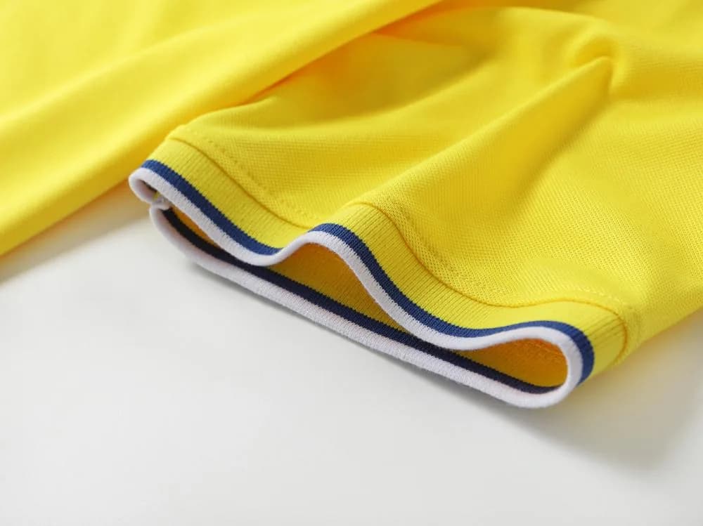 2051 · Short-Sleeve Collared · Real product view 04