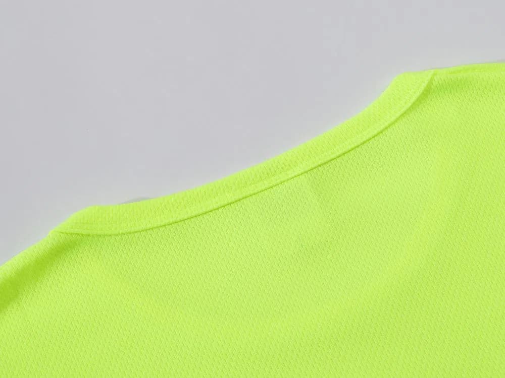 DG-105 · Short-Sleeve Crew-Neck · Real product view 05