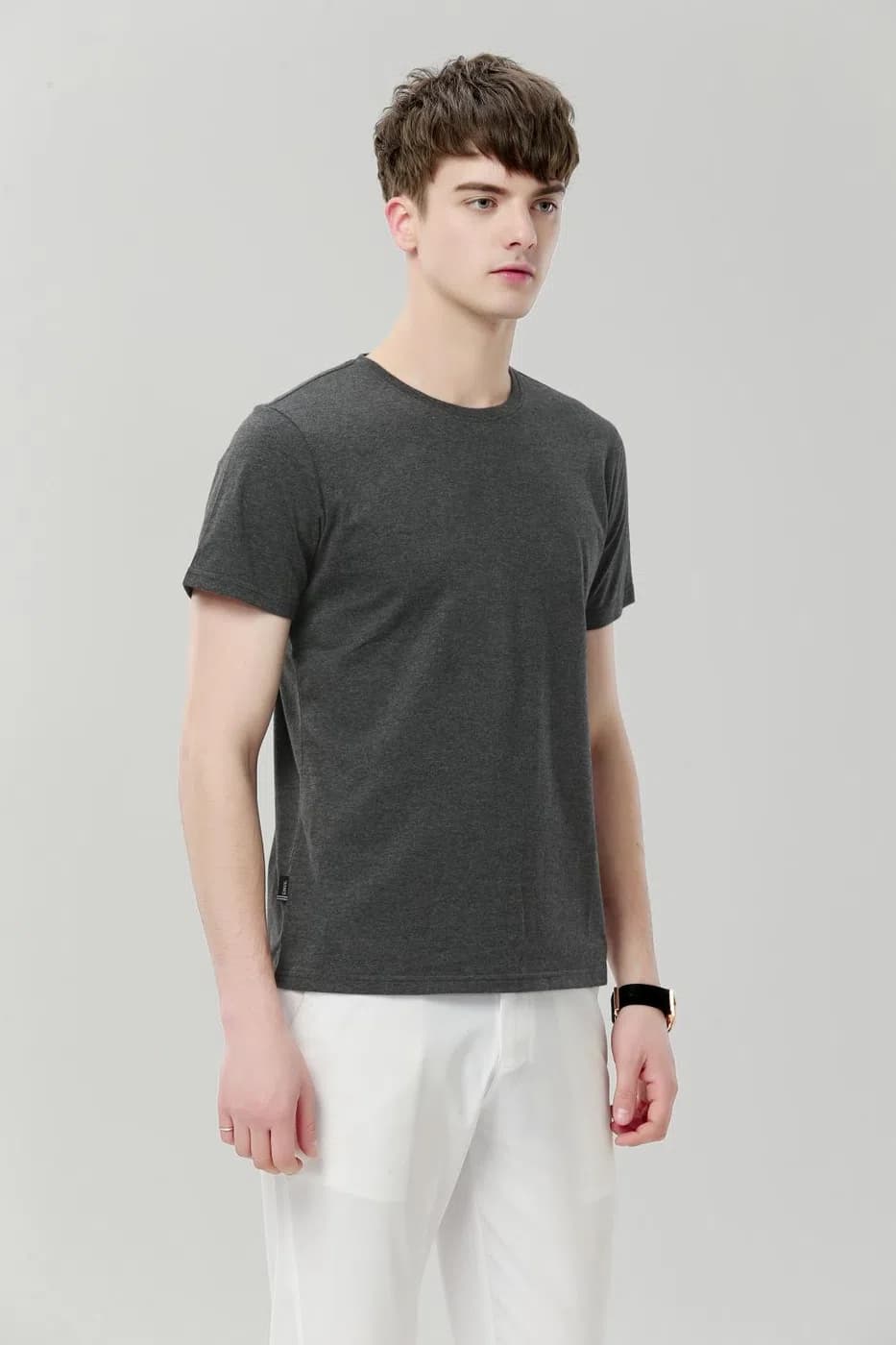 DG-1828 · Short-Sleeve Crew-Neck · Real product view 06