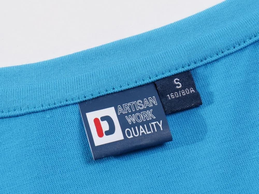 DG-8817 · Short-Sleeve Crew-Neck · Real product view 04