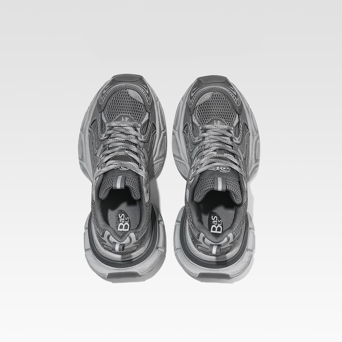 8832 · Charcoal · Real view 06