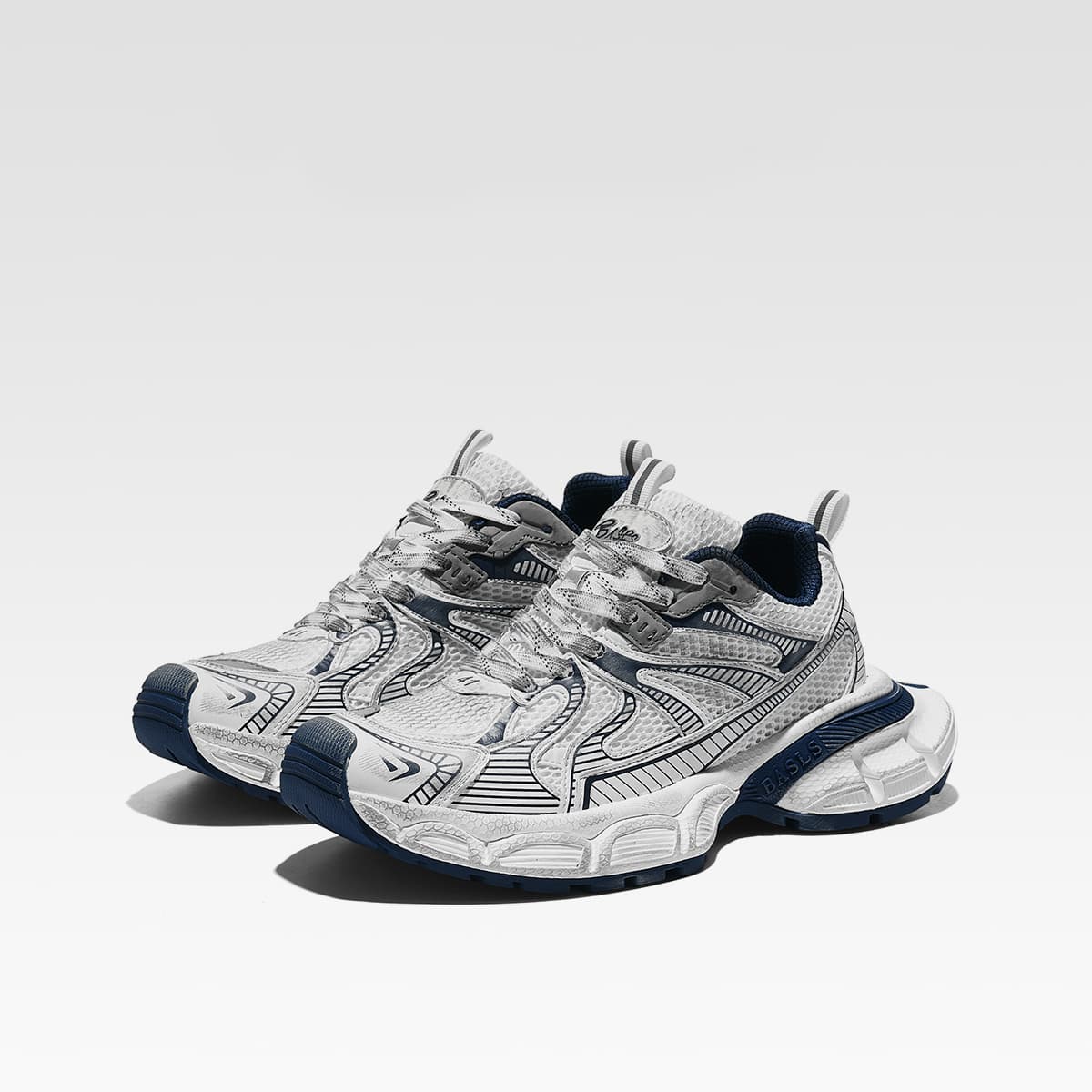 8832 · Silver Gray / Navy · Real view 05
