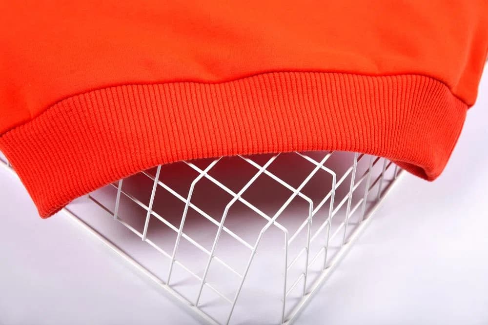 DG-781 · Crew-Neck Sweatshirt · Real product view 04