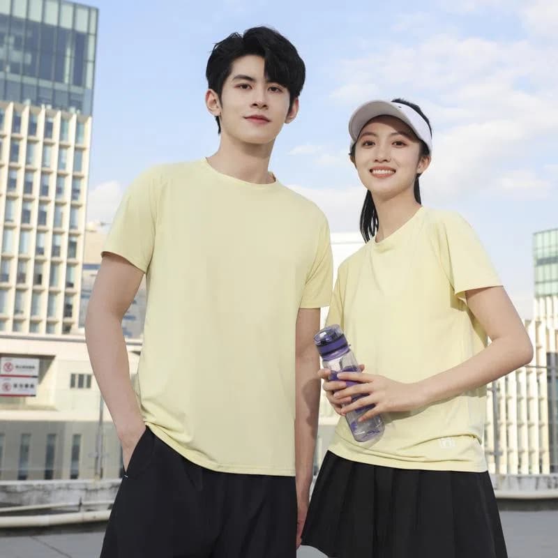 DG-5533 · Short-Sleeve Crew-Neck · Real product view 01