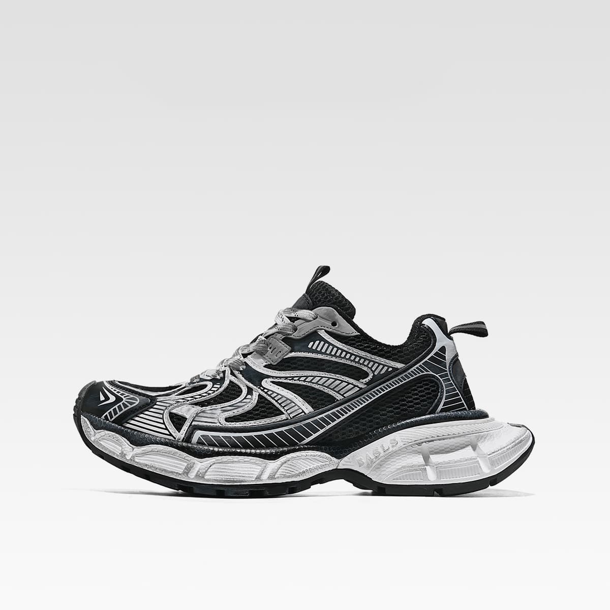 8832 · Black / Silver