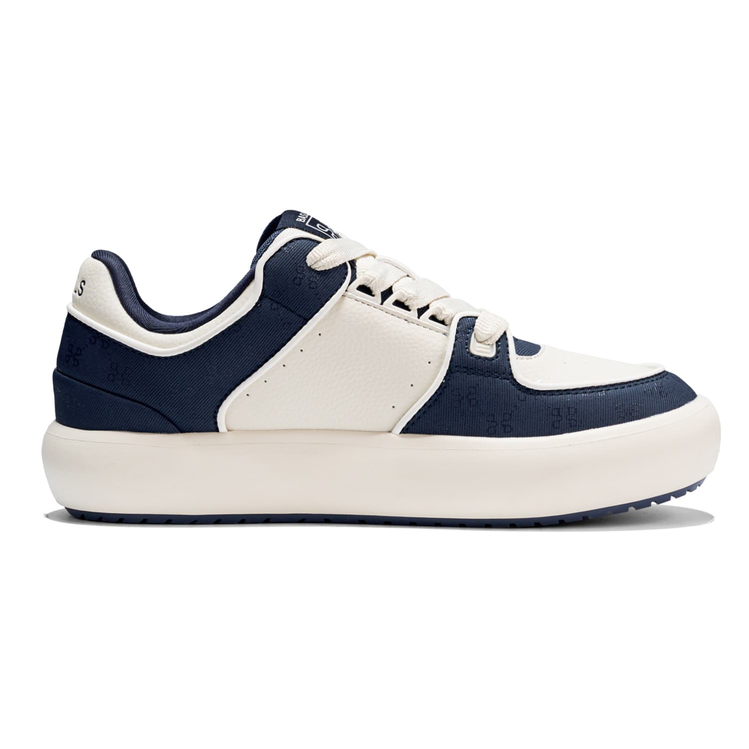 119 · Navy / White · Real view 08