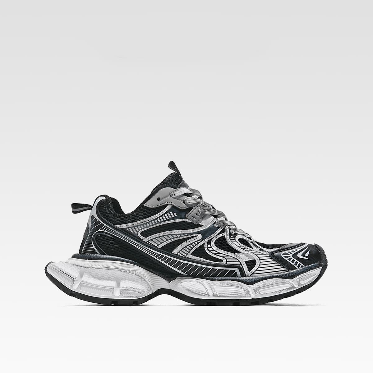 8832 · Black / Silver · Real view 02