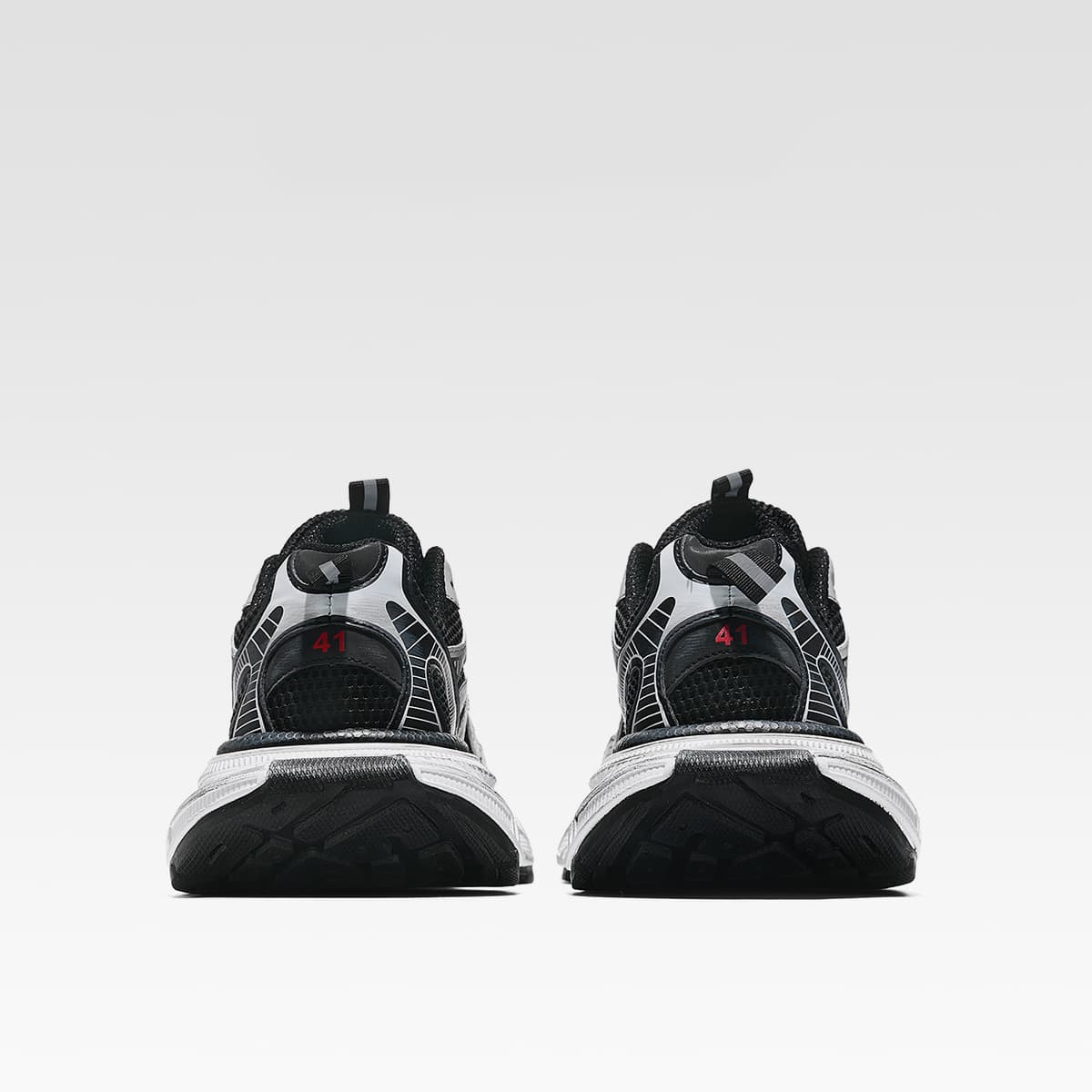 8832 · Black / Silver · Real view 04